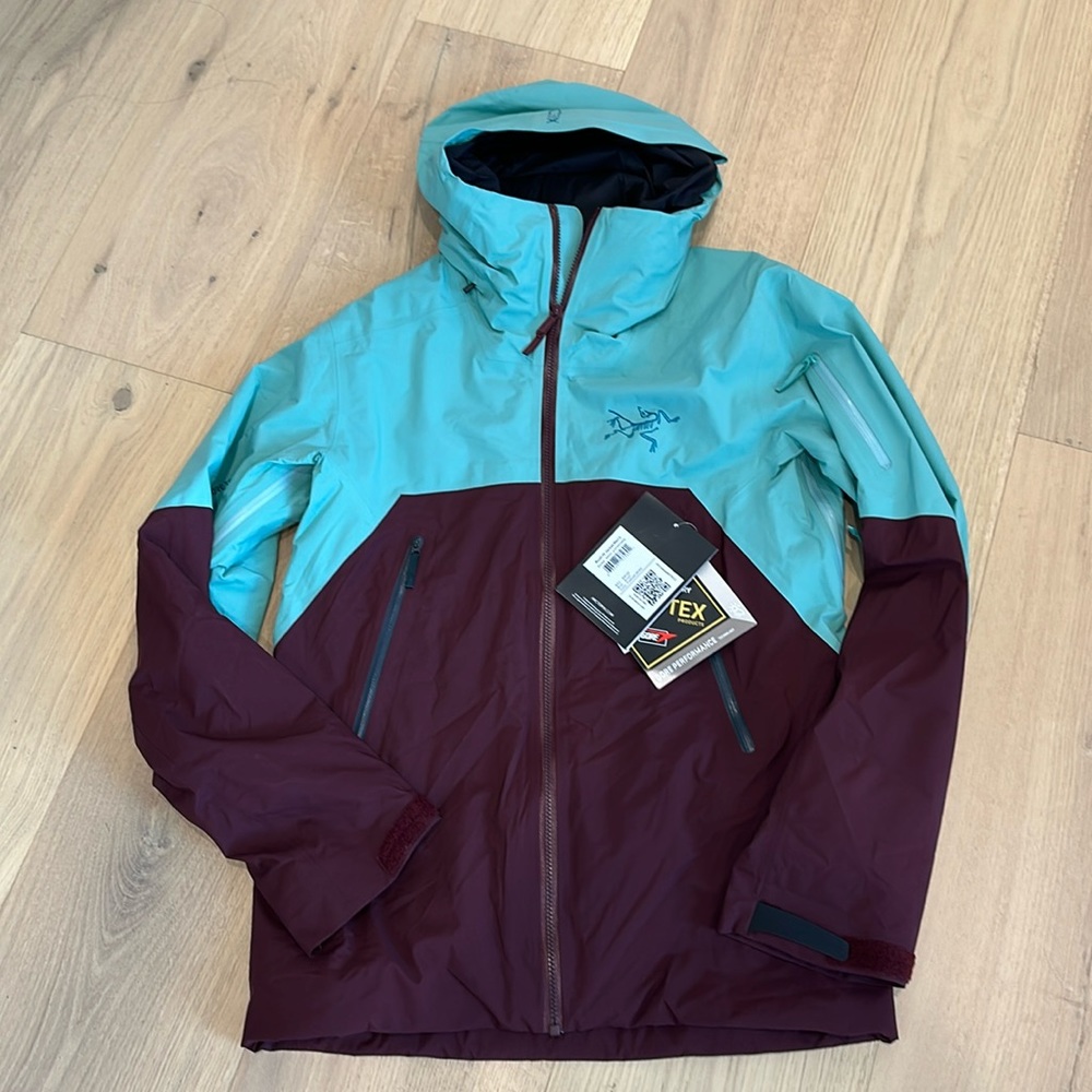 Arc’Teryx Rush IS snowboarding/ski jacket - Picture 1 of 7